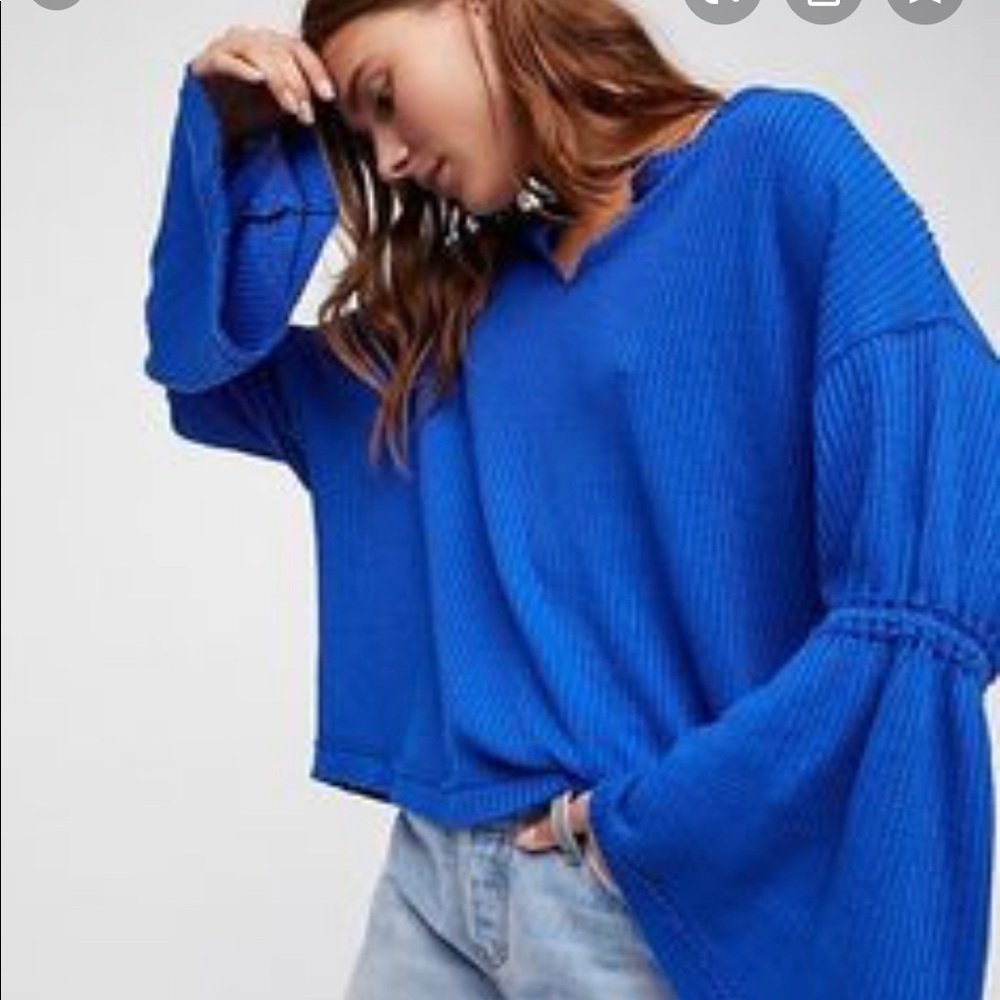 We the Free Thermal Dehlia Top